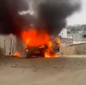 Uniformes manchados de sangre: la violencia alcanza a los estudiantes en Ecuador